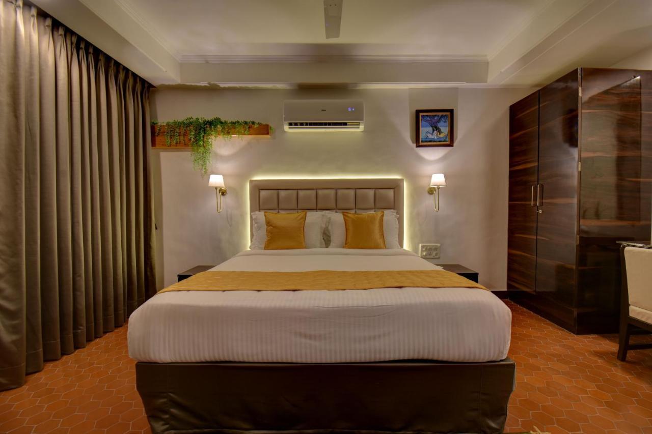 לונבלה Elite Hotel מראה חיצוני תמונה