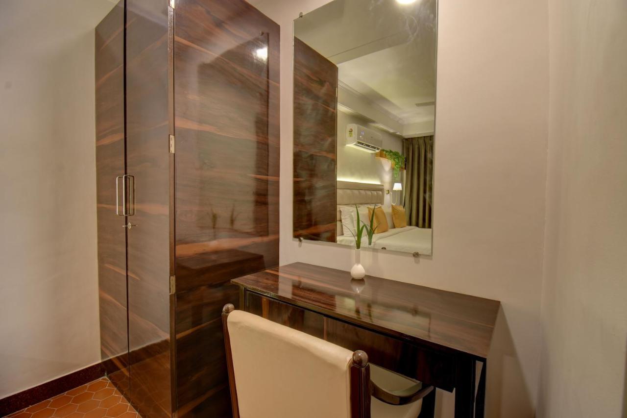 לונבלה Elite Hotel מראה חיצוני תמונה