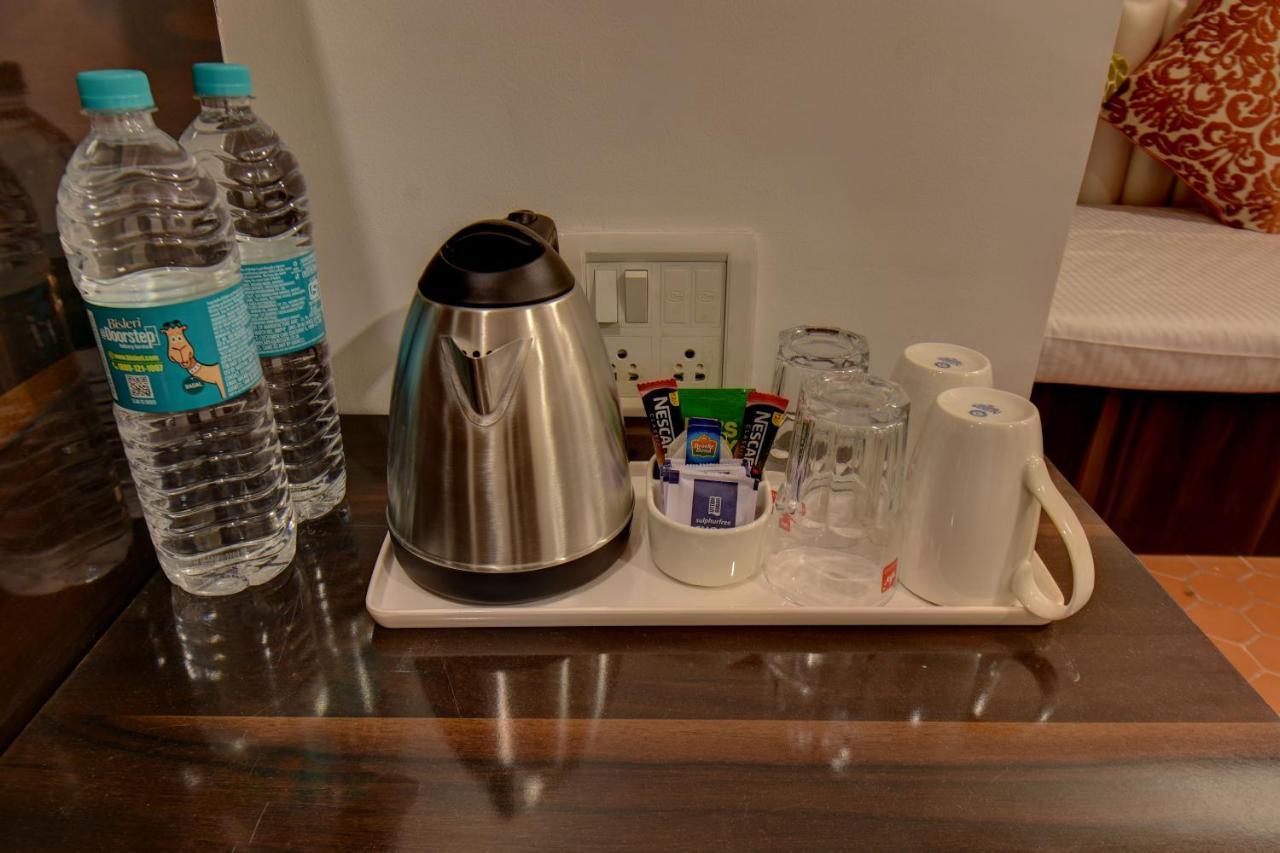 לונבלה Elite Hotel מראה חיצוני תמונה