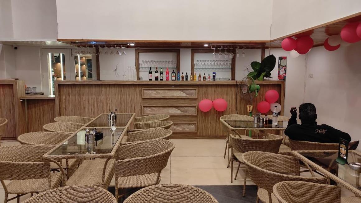לונבלה Elite Hotel מראה חיצוני תמונה
